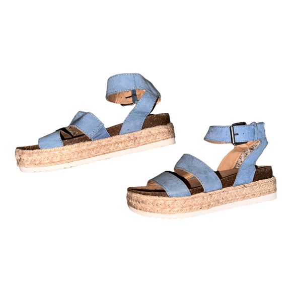 Universal Thread Shoes - Universal Thread Platform Sandals